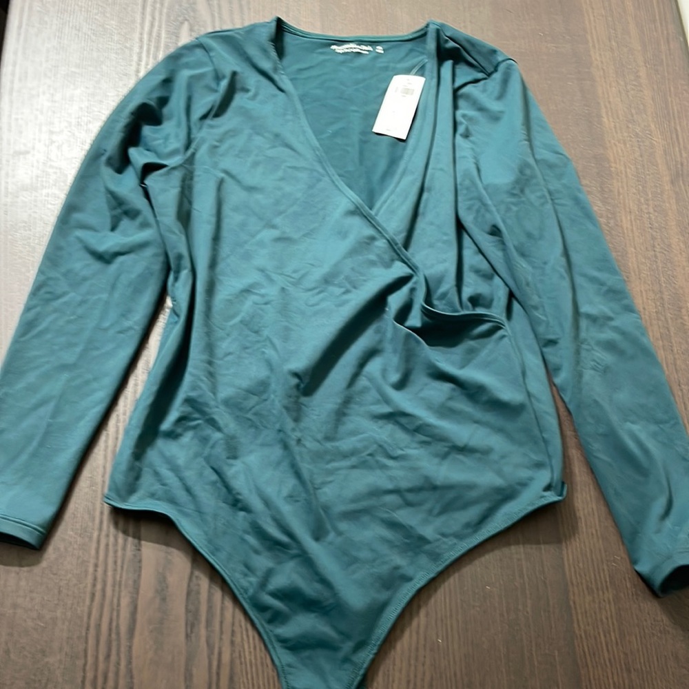 NWT - Abercrombie & Fitch - Seamless Fabric Wrap Bodysuit - Dark Green - XL